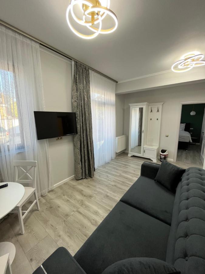 Glam Studios Сибиу Екстериор снимка